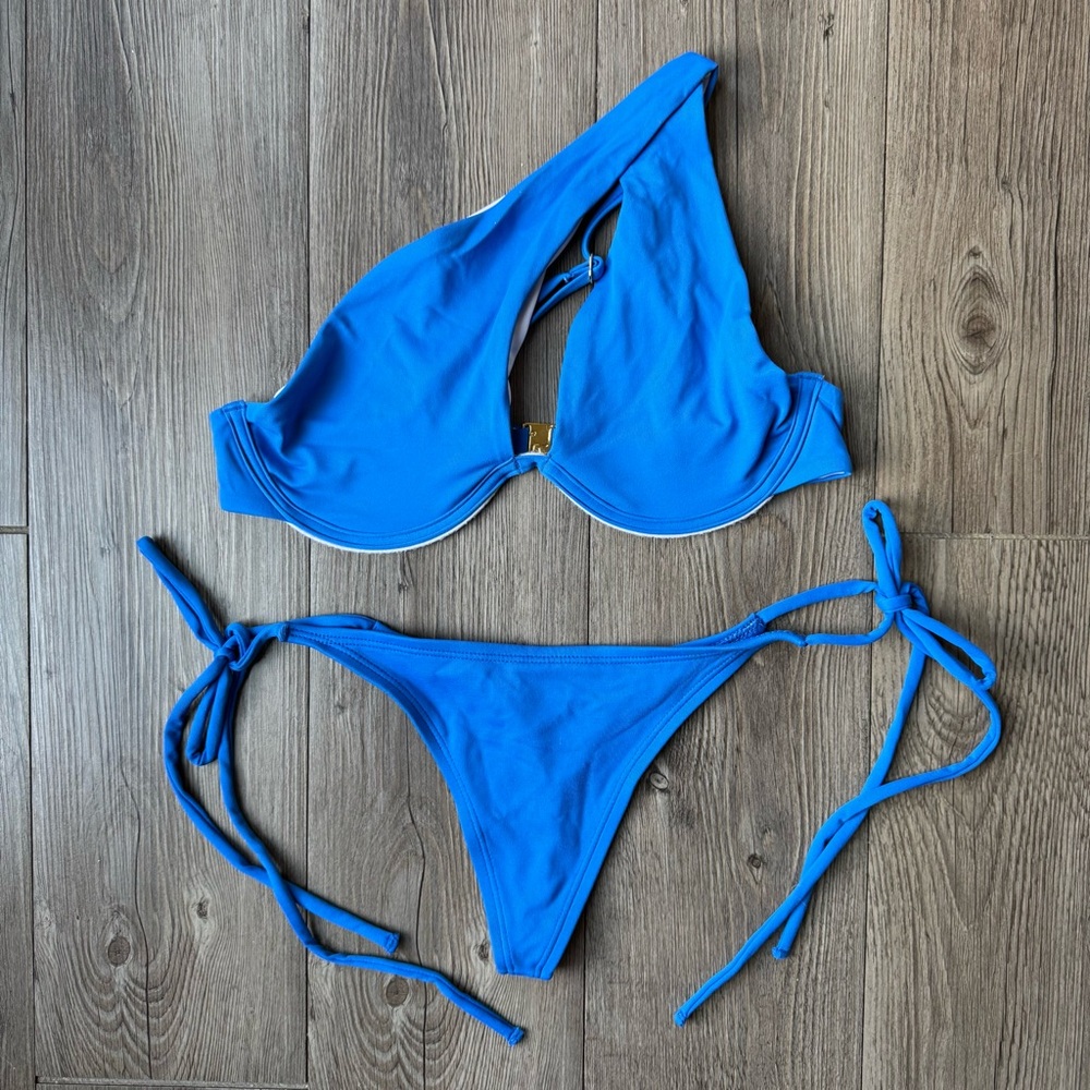 Frederick’s of Hollywood Taormina Bikini Set – Princess Blue (M/L)